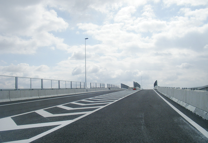 京奈和自動車道 大和御所道路